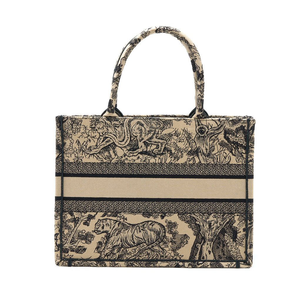 dior-medium-dior-book-tote-beige-toile-de-joey-embroidery