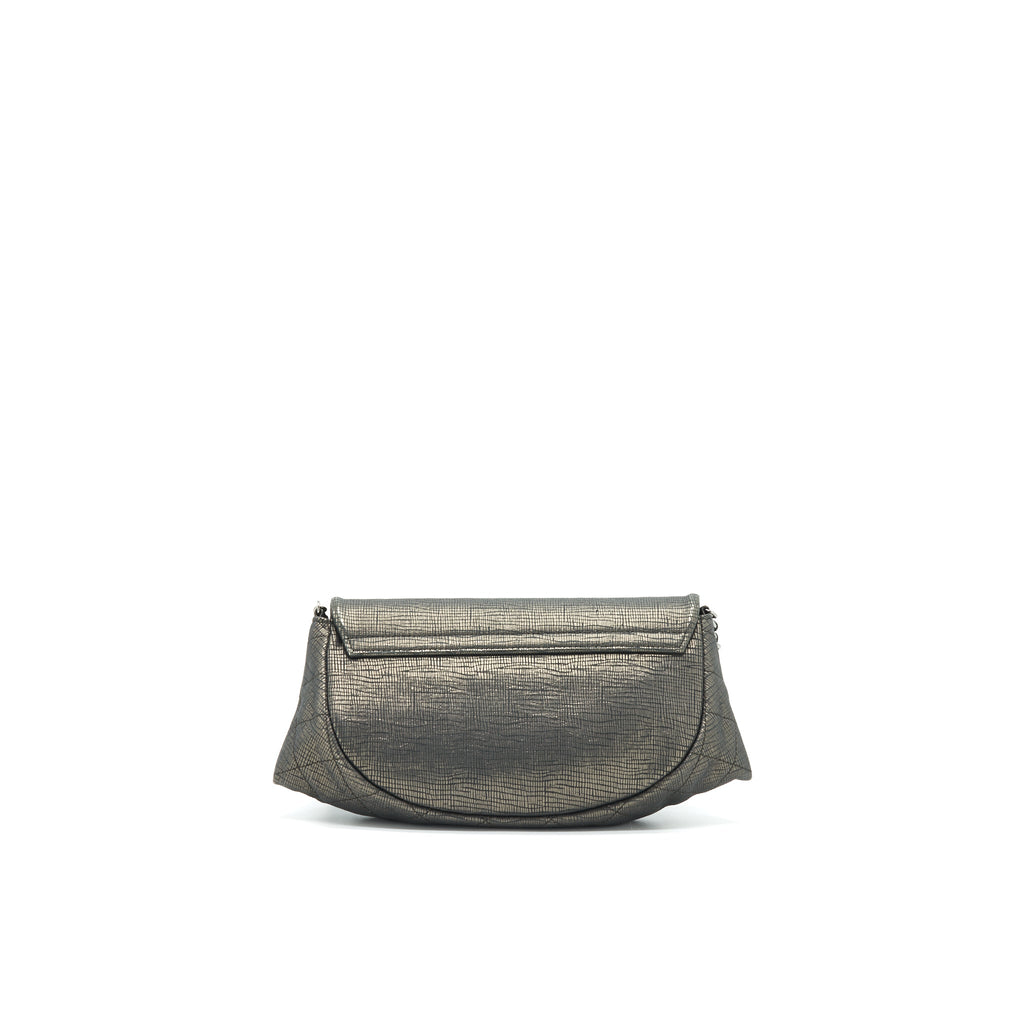 chanel-half-moon-wallet-on-chain-in-grey