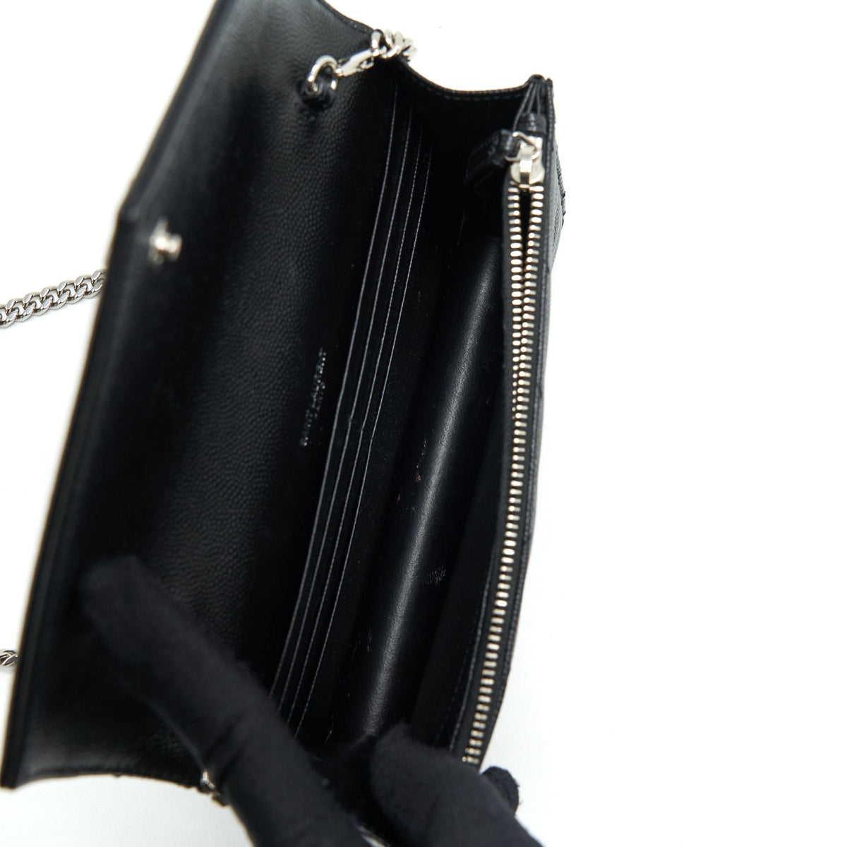 saint-laurent-ysl-cassandra-matelasse-envelope-chain-wallet-grained-calfskin-black-shw