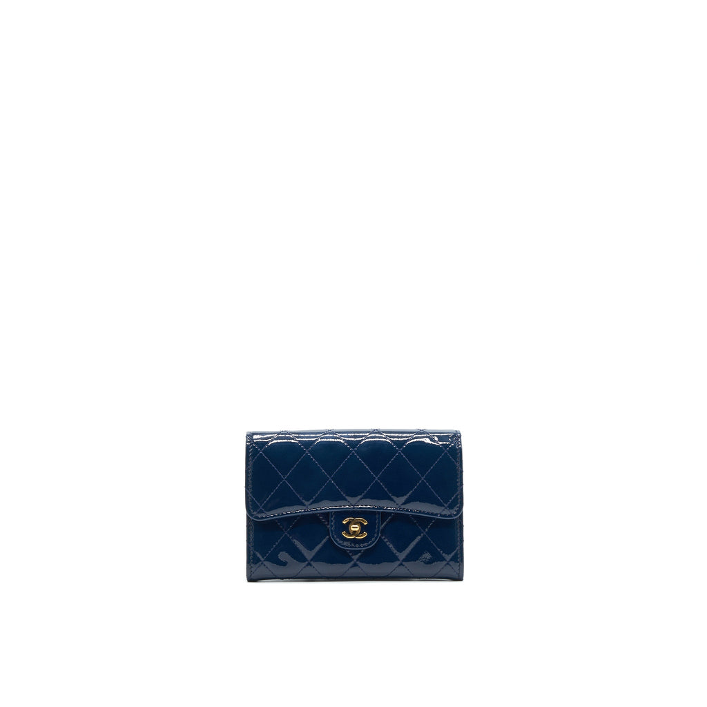 chanel-patent-leather-flap-wallet-navy