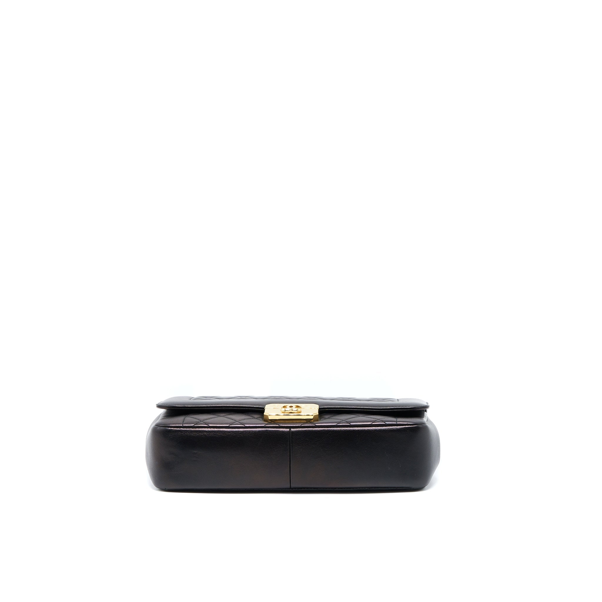 chanel-seasonal-flap-bag-lambskin-black-ghw