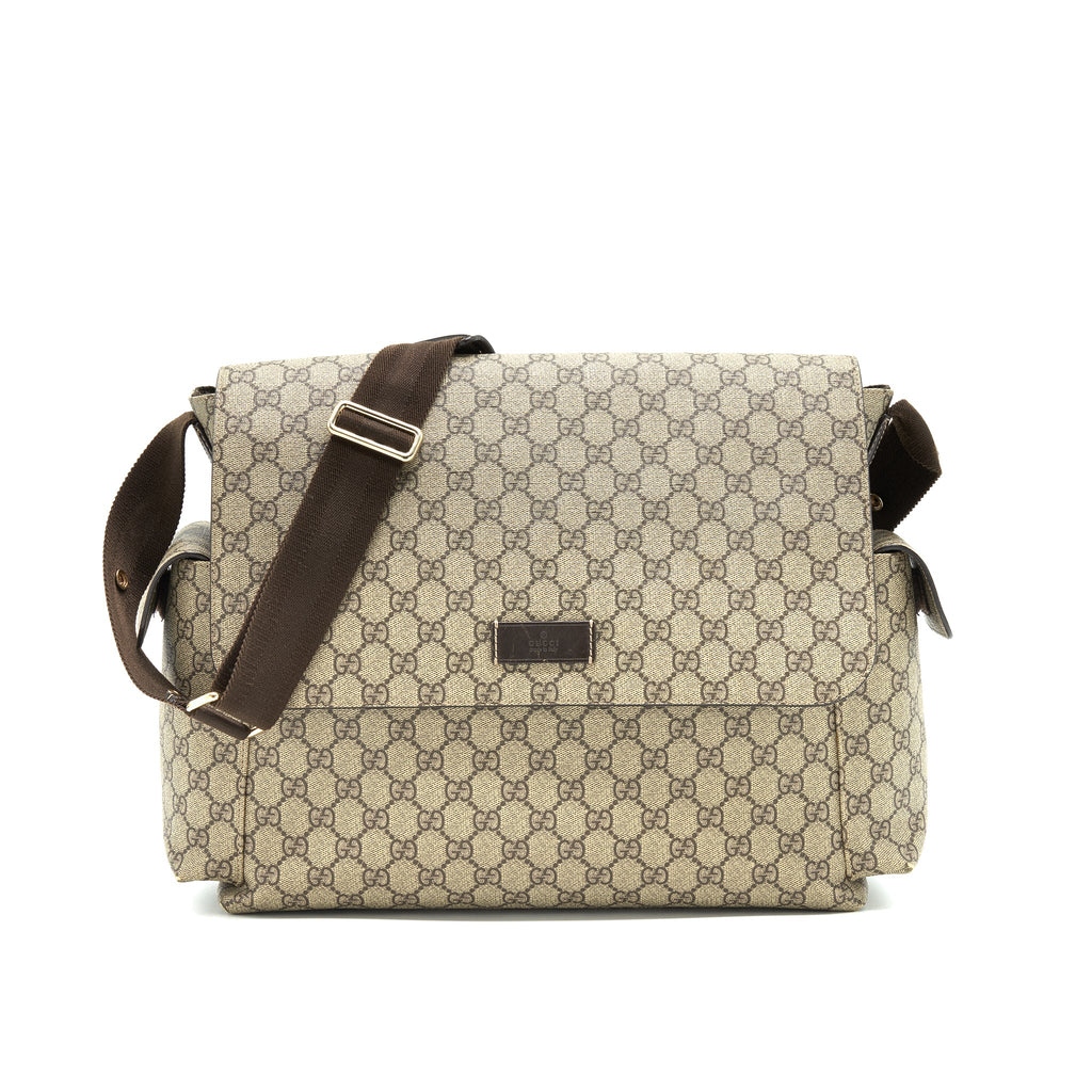 gucci-gg-supreme-canvas-diaper-bag