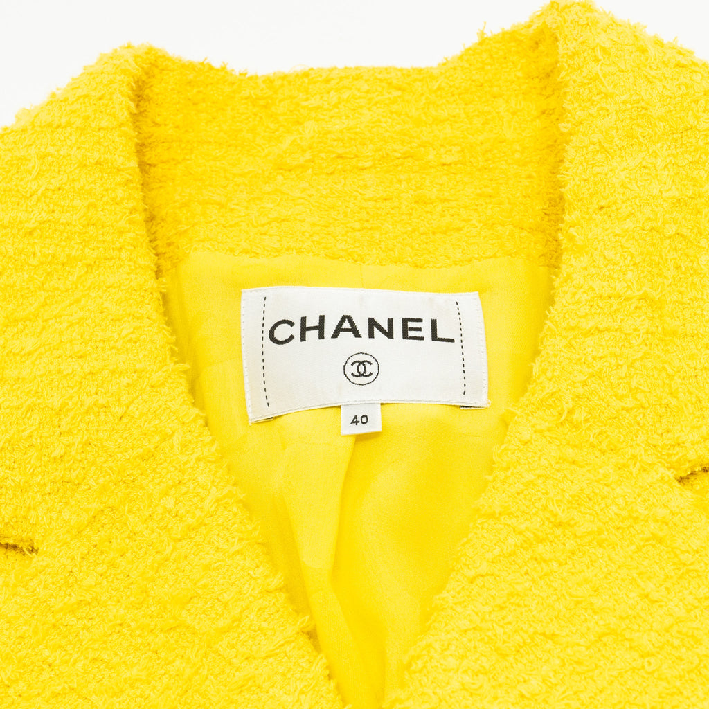 chanel-size-40-22s-tweed-jacket-yellow