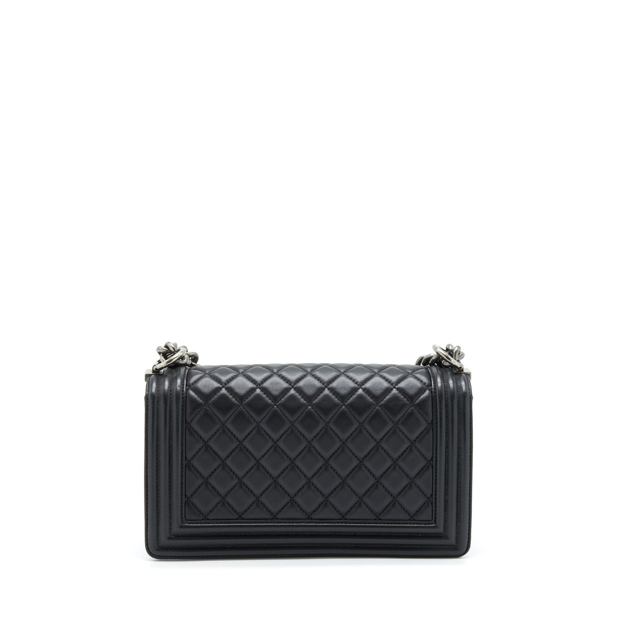 chanel-medium-boy-bag-lambskin-black-ruthenium-sliver-hardware