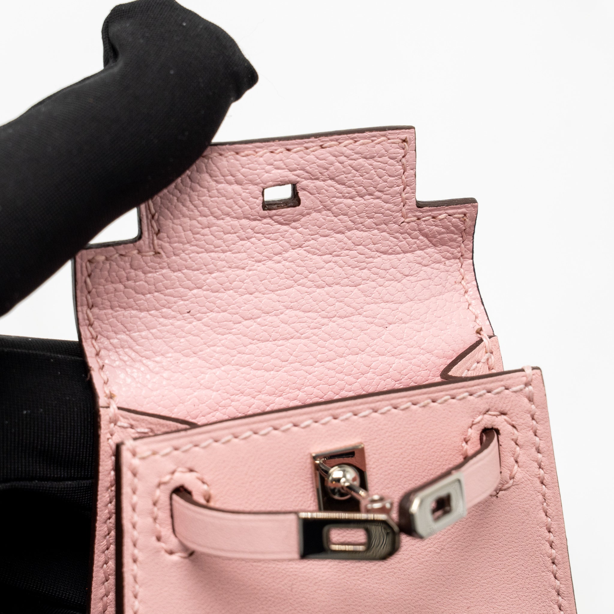 hermes-kelly-twilly-bag-charm-rose-sakura-shw-stamp-y