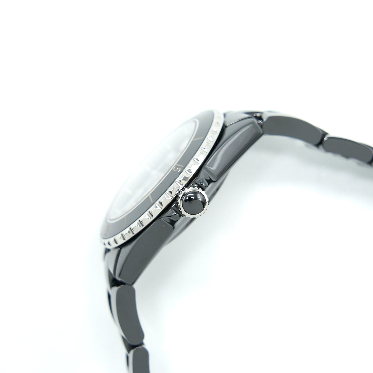 chanel-j12-watch-calibre-12-1-38mm-black-ceramic-and-steel-self-winding-mechanical-movement