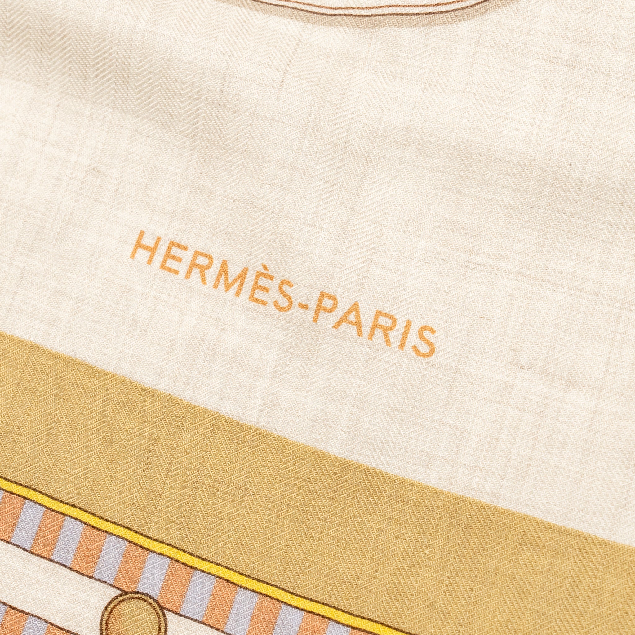 hermes-140cm-lettres-equestres-shawl-cashmere-silk-naturel-beige-rose-poudre