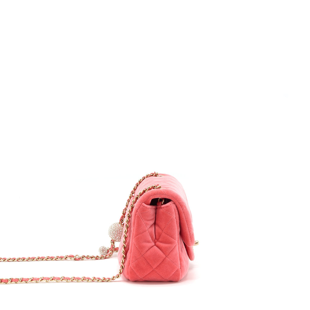 copy-of-chanel-pearl-crush-mini-square-flap-bag-velvet-pink-ghw