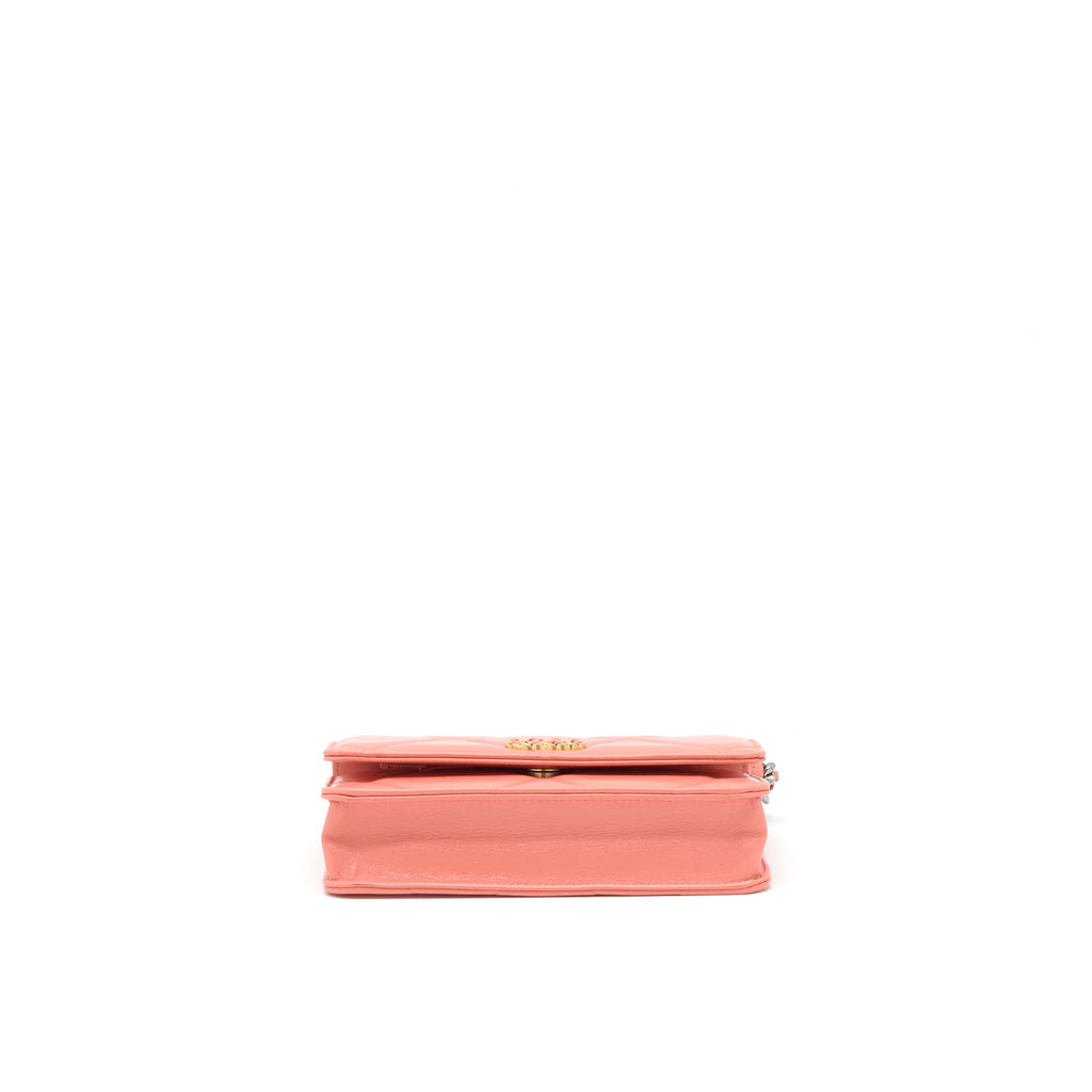 chanel-19-wallet-on-chain-goatskin-pink-with-gold-and-silver-hardware