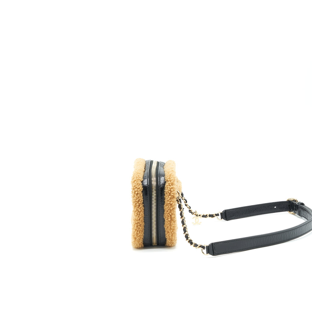 chanel-cc-mania-waist-bag-shearling-and-shiny-crumpled-sheepskin-small