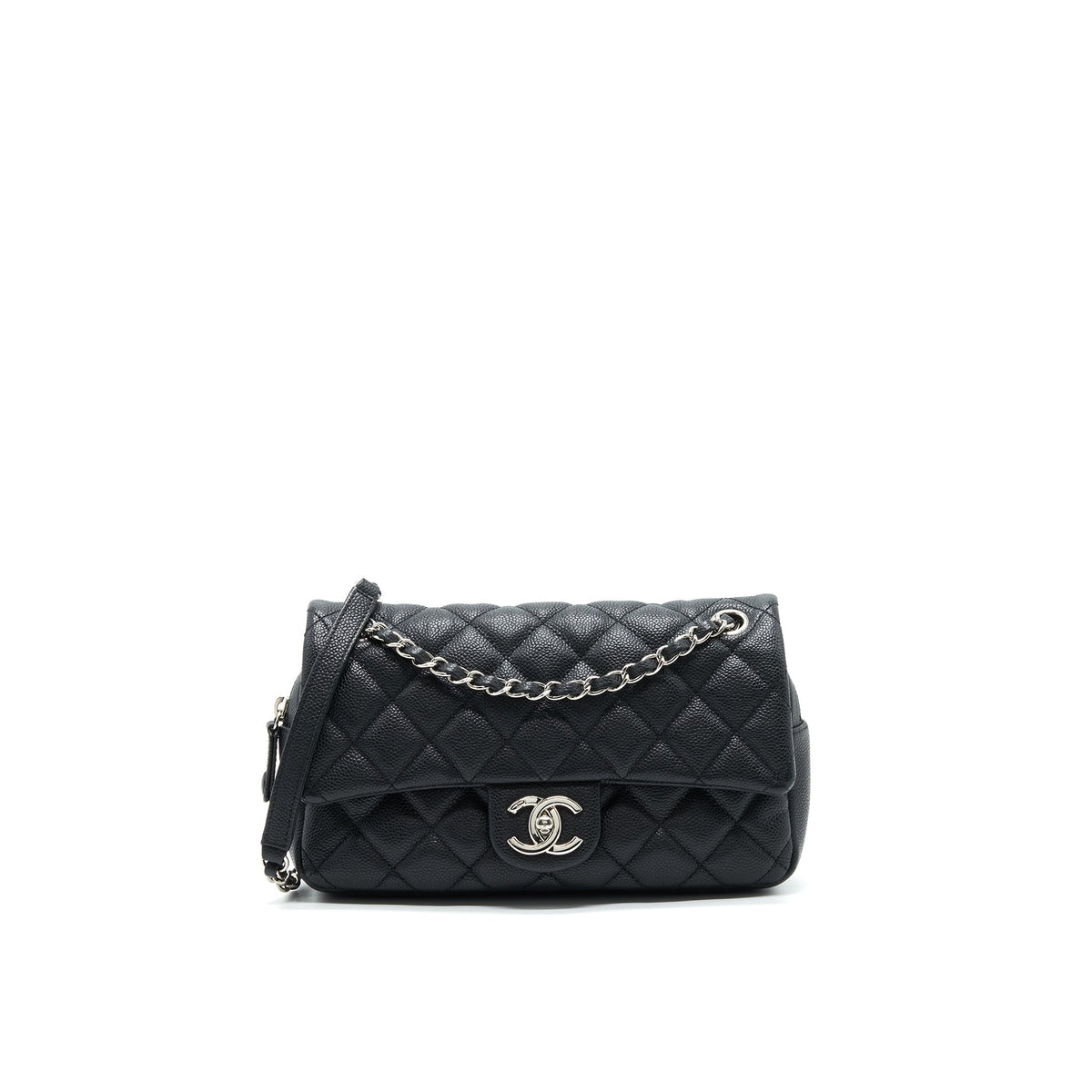 chanel-flap-bag-with-inner-zipper-caviar-black-shw