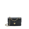 chanel-22c-caviar-small-classic-double-flap-bag-black-ghw