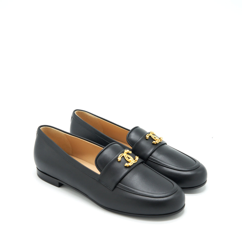 chanel-size-37-detailed-cc-logo-loafer-black-ghw
