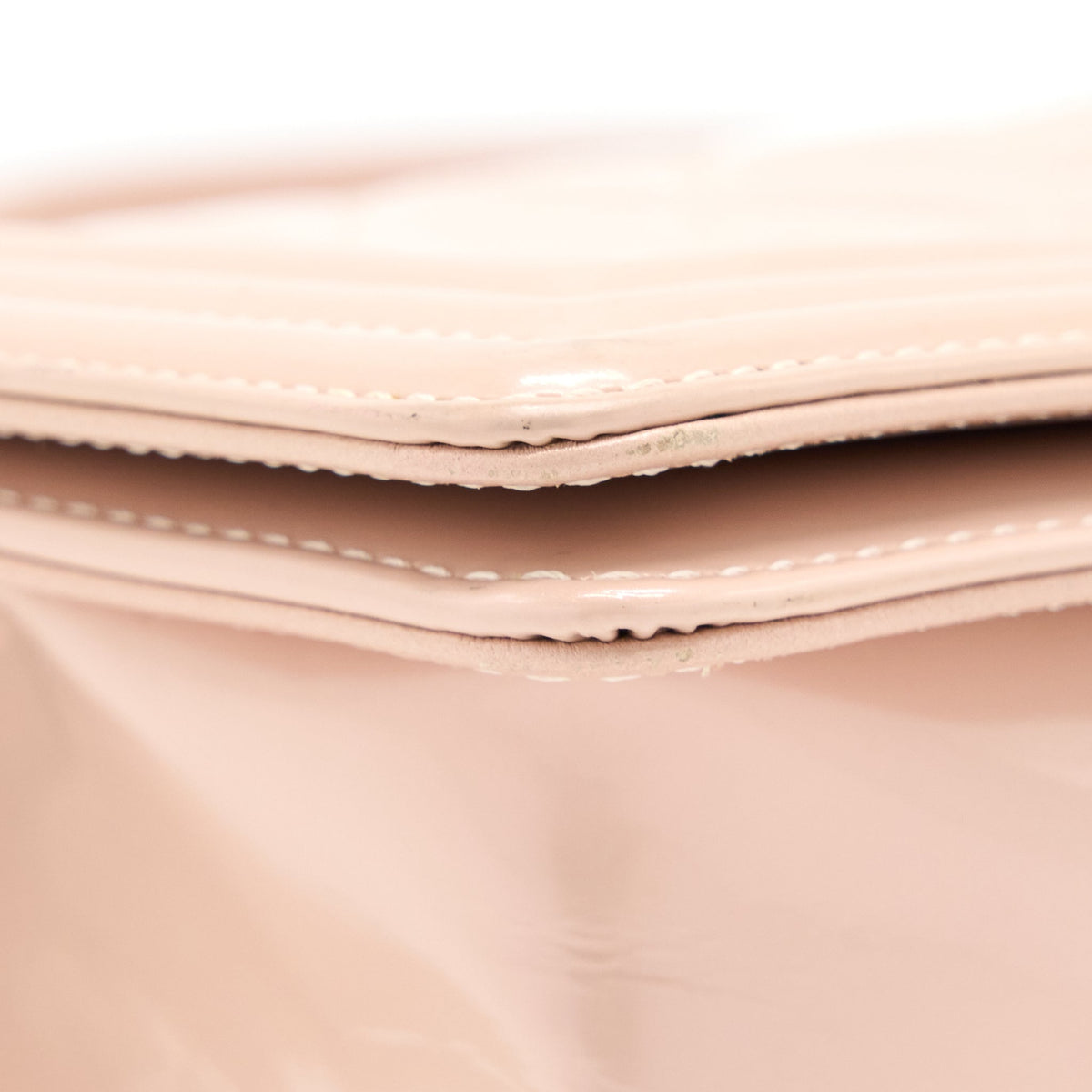 chanel-small-boy-bag-patent-leather-light-pink-lghw