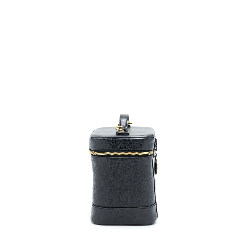 chanel-vintage-vertical-cc-logo-cosmetic-vanity-caviar-black-ghw