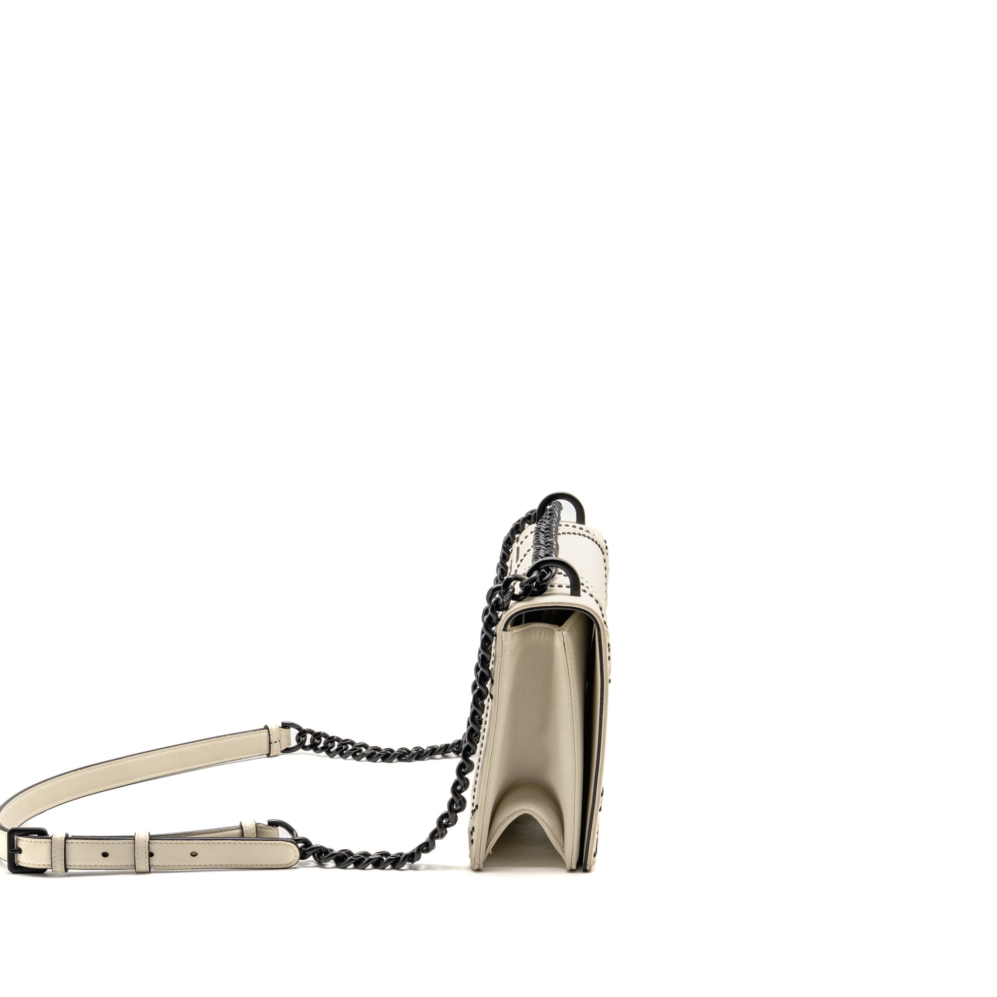 dior-medium-diorama-flap-bag-calfskin-studded-white-with-black-hardware