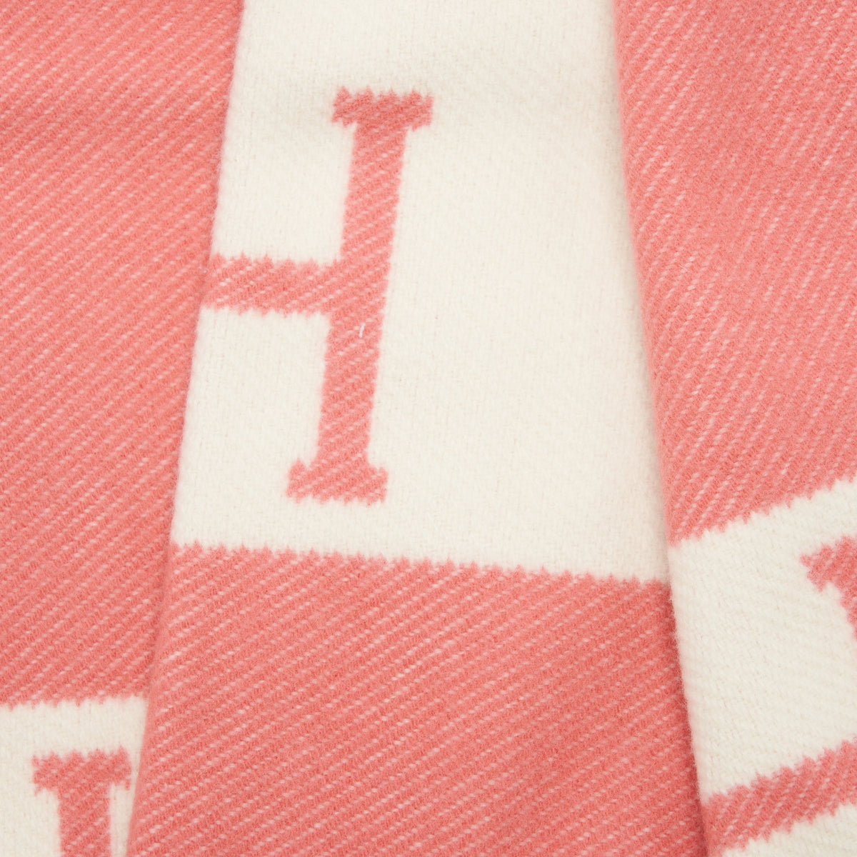 hermes-avalon-baby-blanket-pink