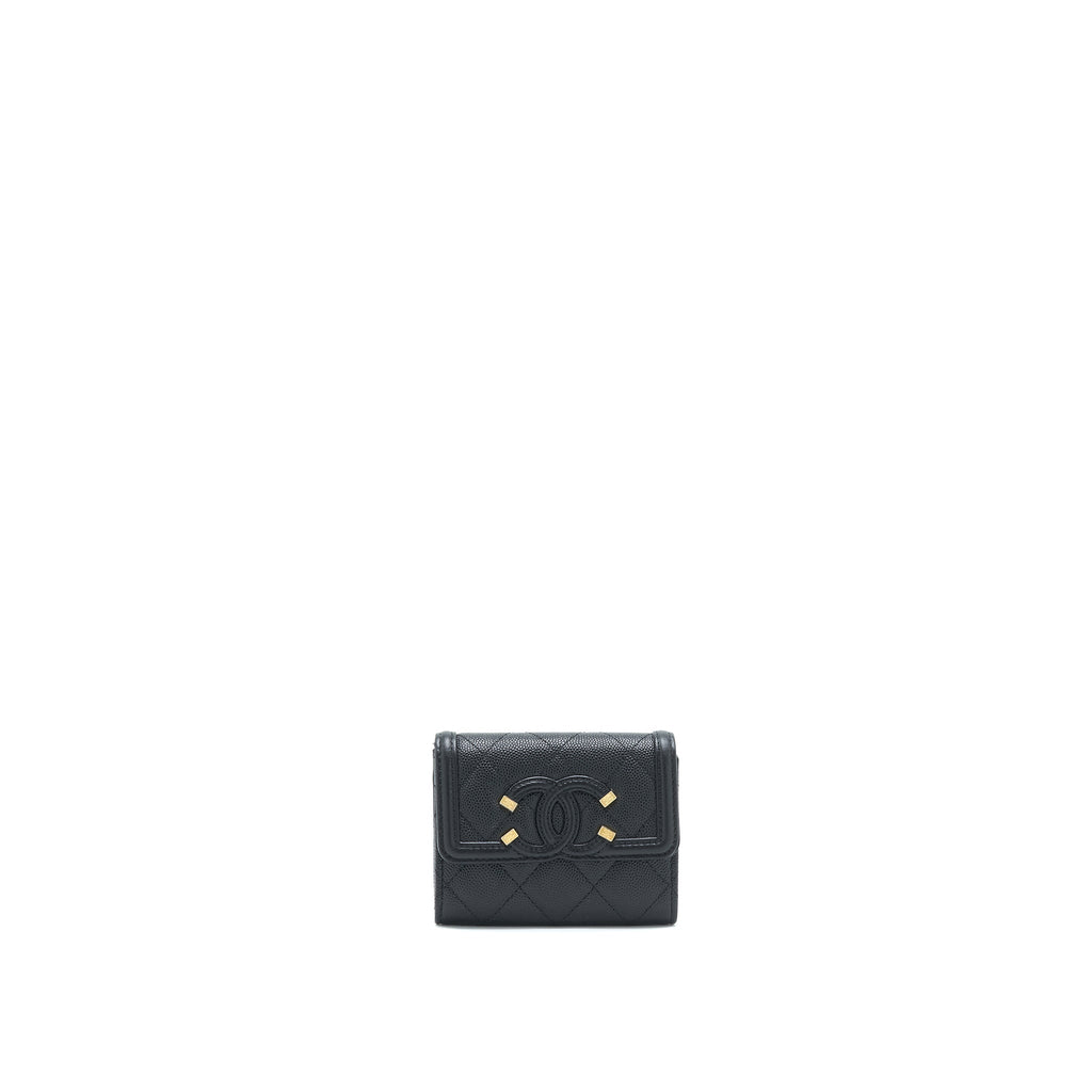 chanel-filigree-flap-card-holder-caviar-black-ghw