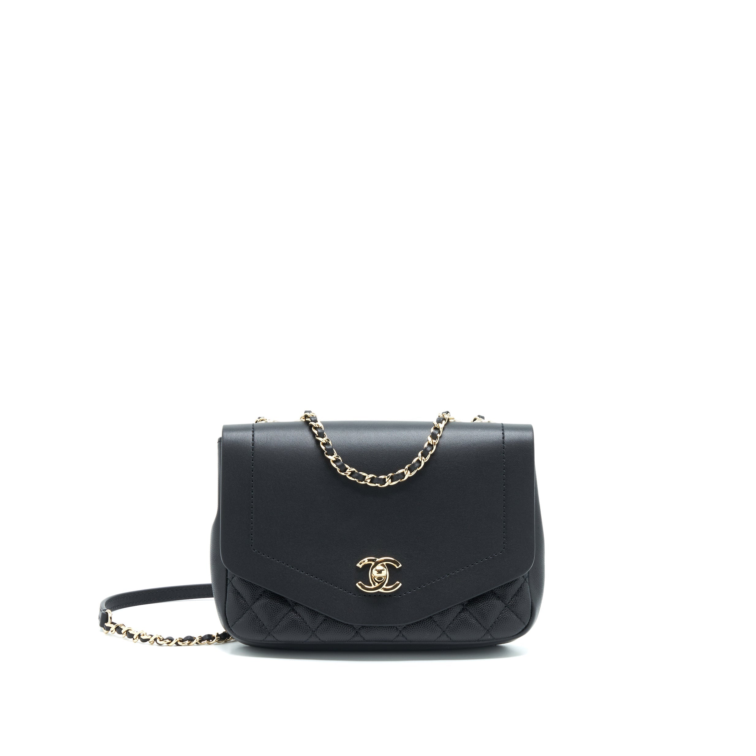 chanel-flap-chain-bag-black-lghw