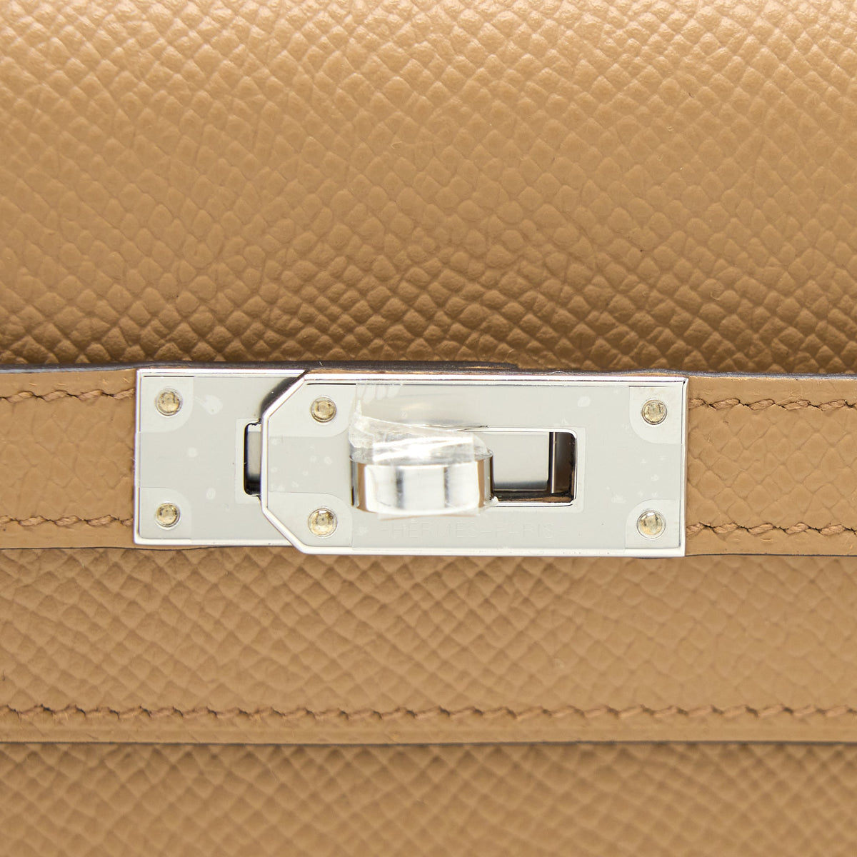 hermes-classic-kelly-to-go-epsom-chai-mauve-sylvestre-shw-stamp-u