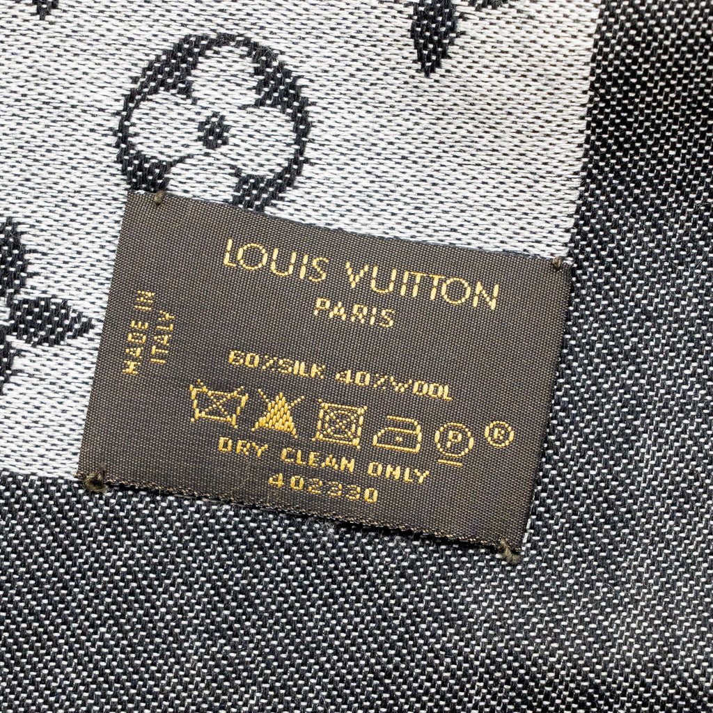 louis-vuitton-monogram-shine-shawl-silk-wool-black-silver