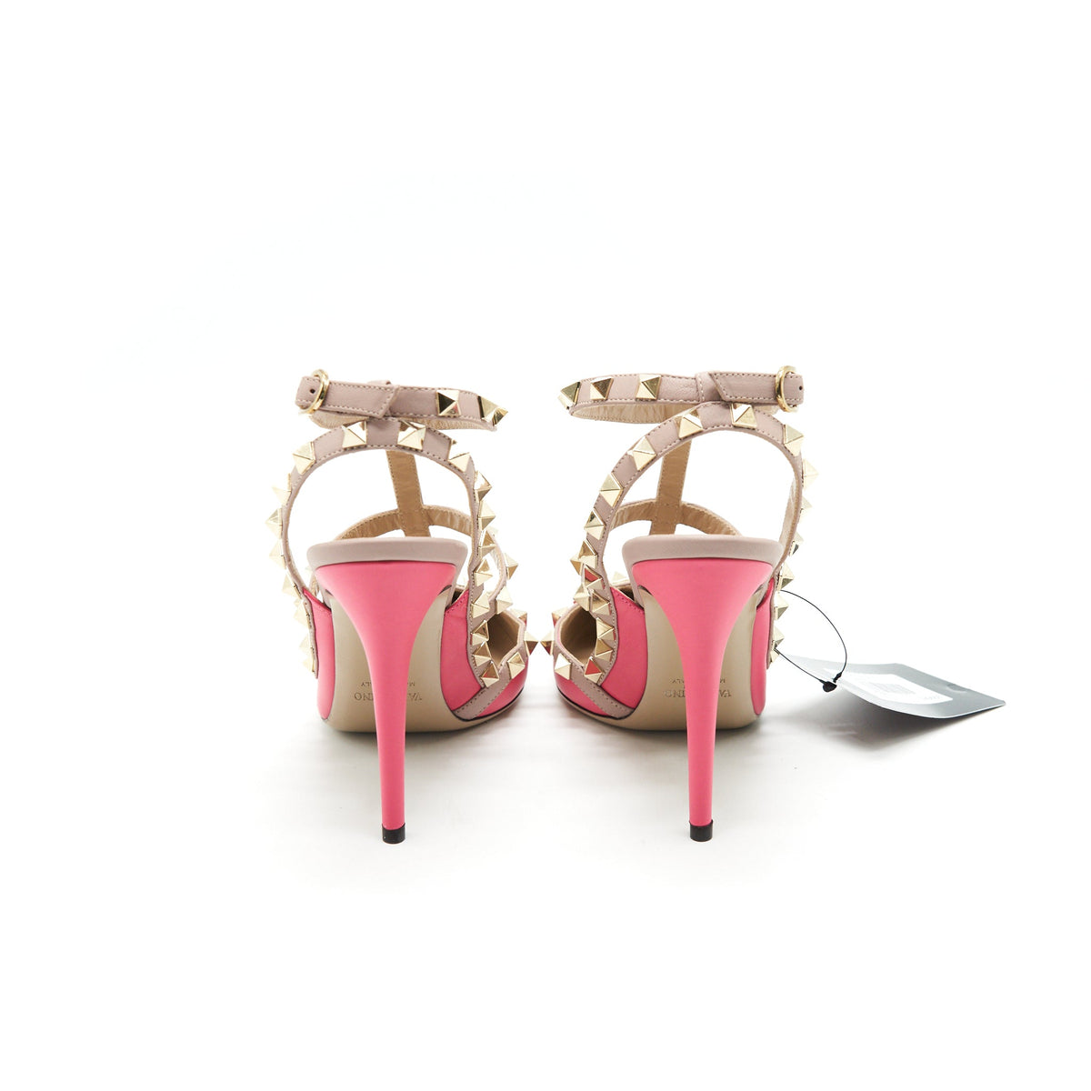 valentino-garavani-rockstud-leather-pump-pink