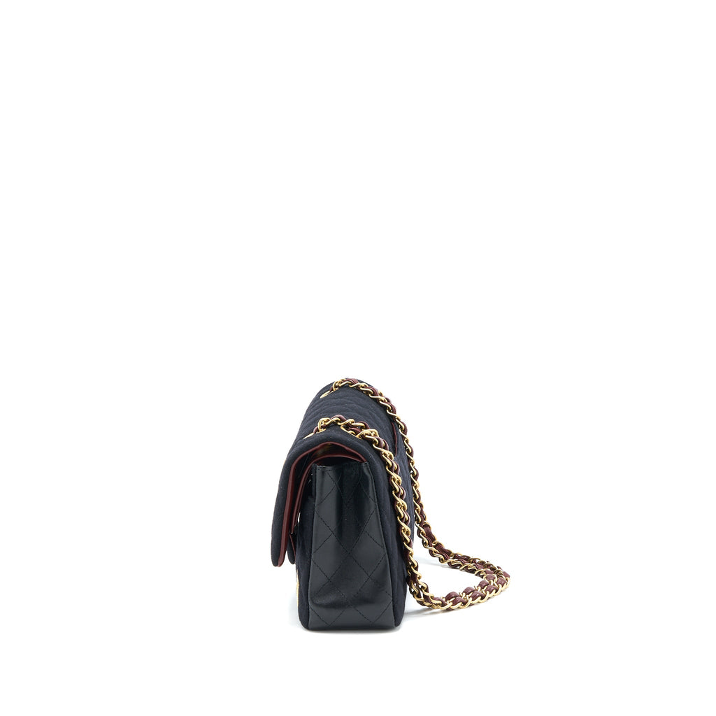 chanel-medium-classic-double-flap-bag-2018-metiers-d-art-paris-hamburg-collection-tweed-ghw