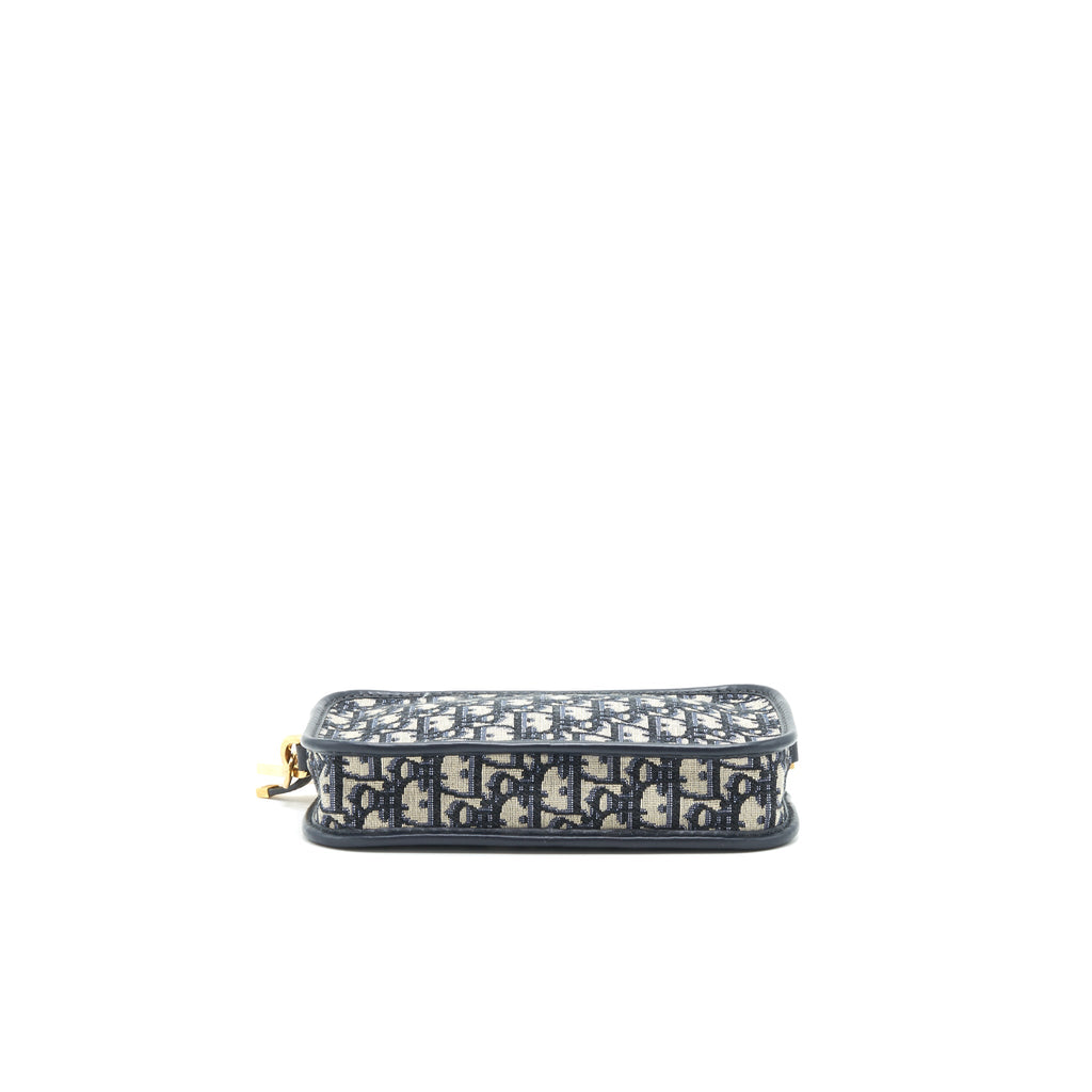 dior-oblique-diorquake-clutch-with-extra-woven-logo-bag-strap