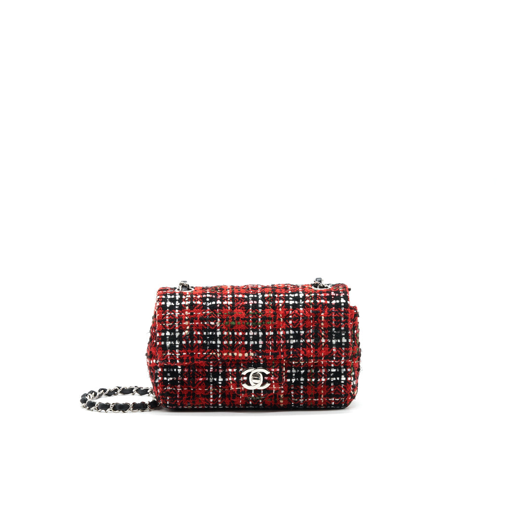 chanel-small-rectangular-red-black-tweed-in-shw