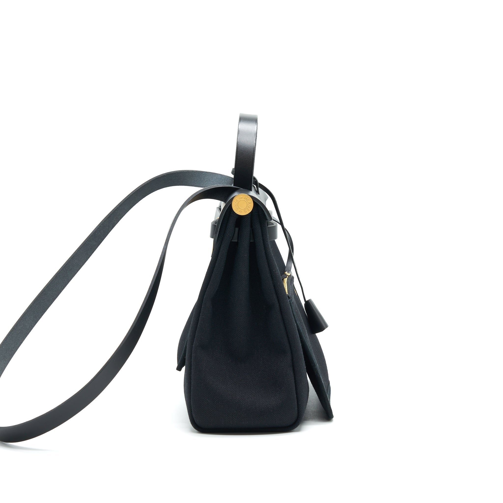 hermes-herbag-31-black-with-ghw-stamp-z