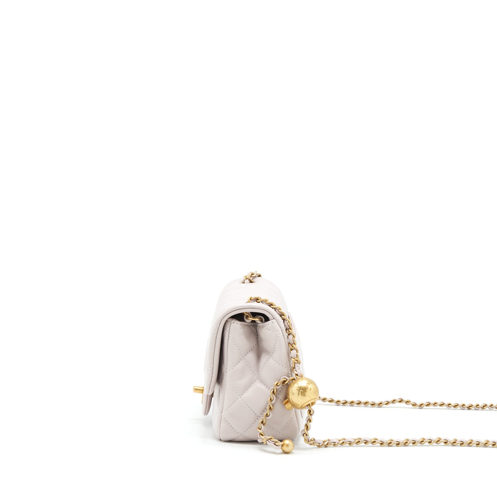chanel-pearl-crush-lambskin-light-purple-ghwmicrochip