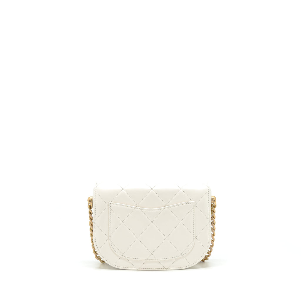 chanel-seasonal-flap-crossbody-bag-lambskin-cream-ghw