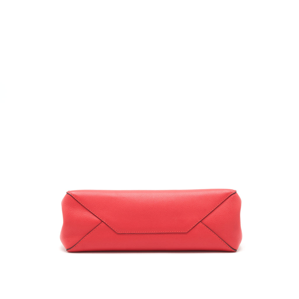 louis-vuitton-lockme-bag-red-shw-year-2016