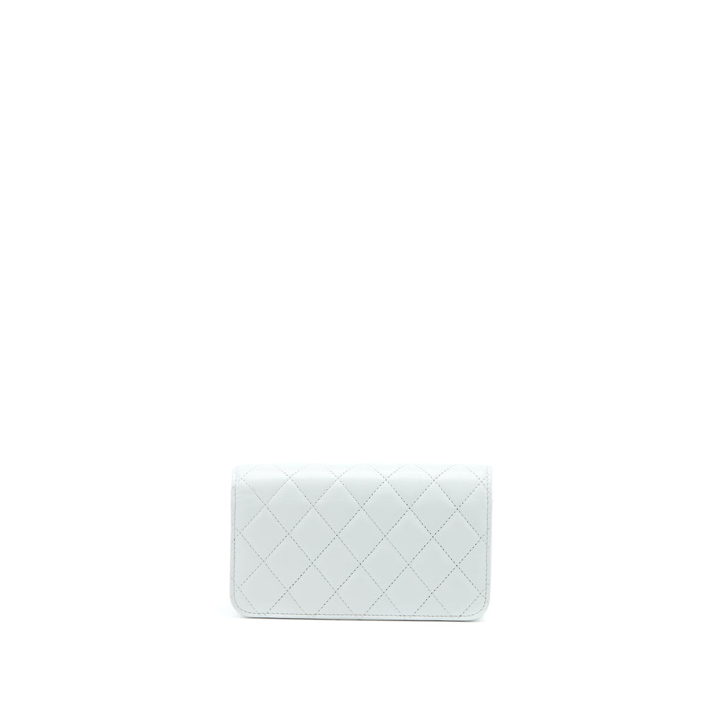 chanel-23c-pearl-crush-flap-bag-lambskin-light-grey-ghw-microchip