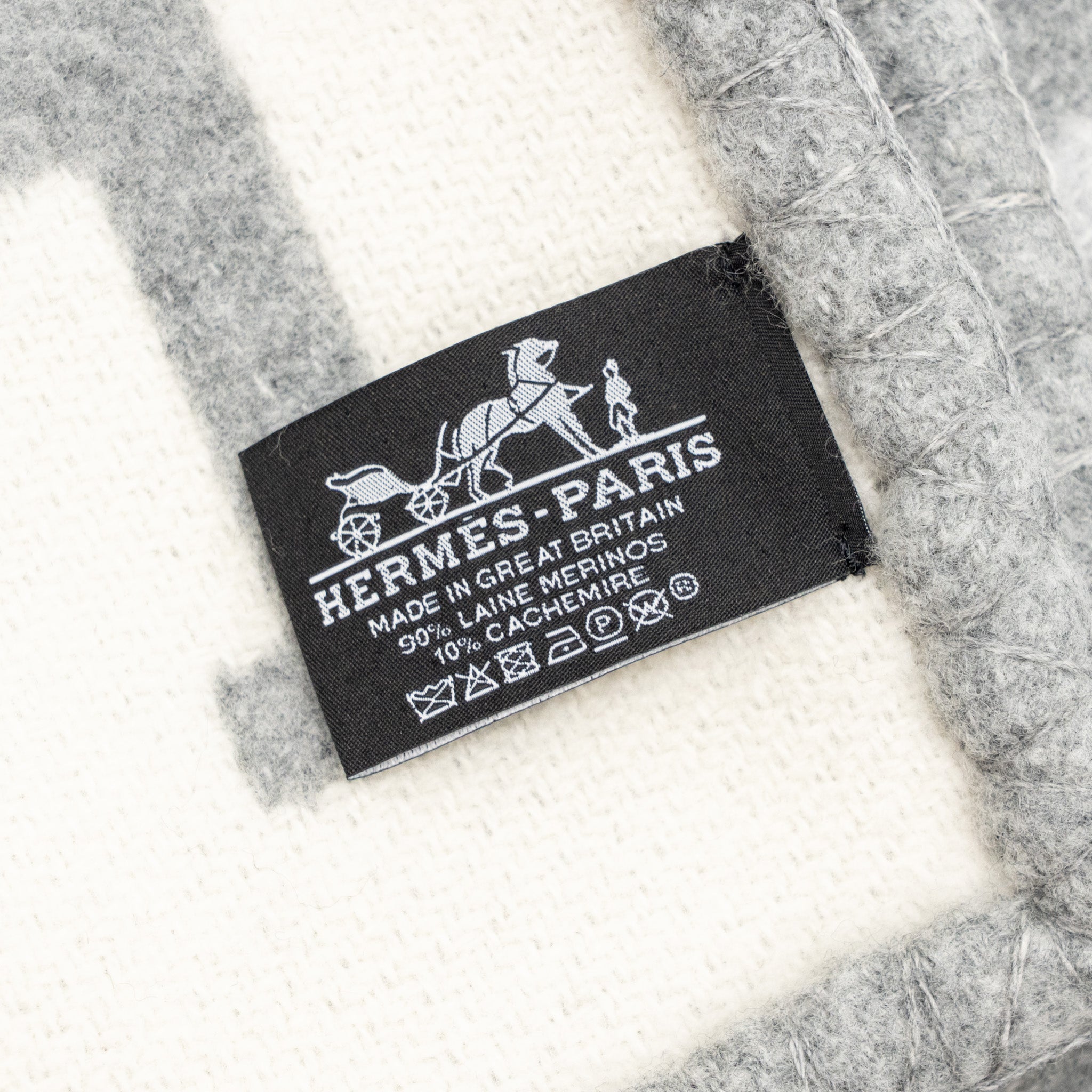 hermes-avalon-throw-blanket-gris-clair-8