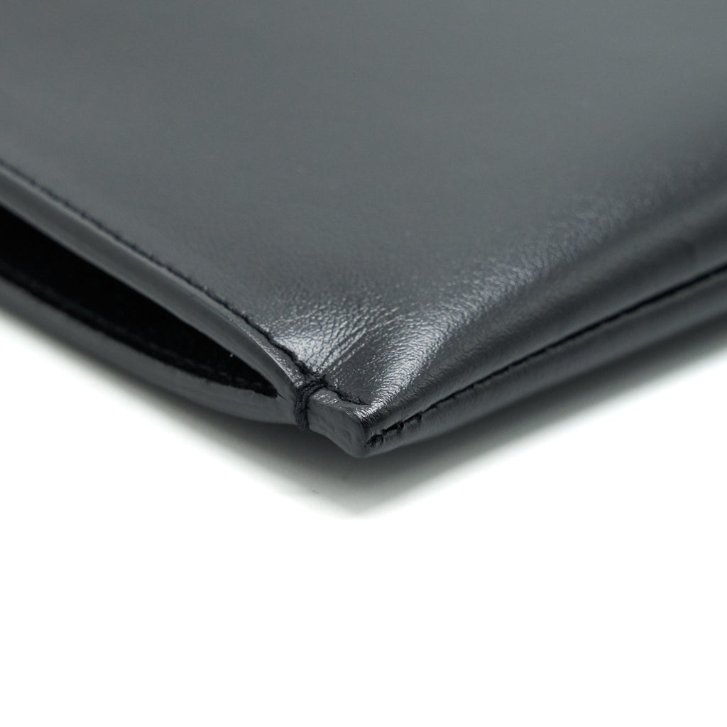 saint-lauren-printed-clutch-black