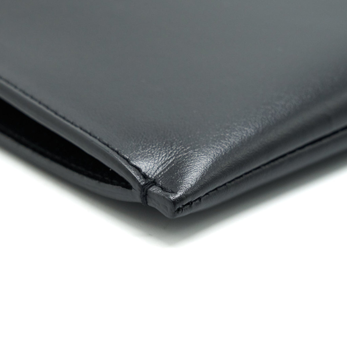 saint-lauren-printed-clutch-black