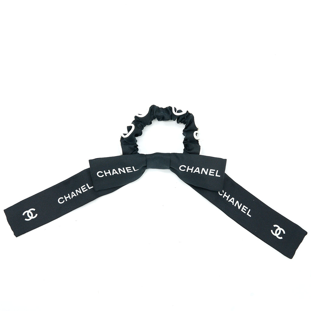 chanel-23p-hair-tie-letter-cc-logo-fabric-black-white
