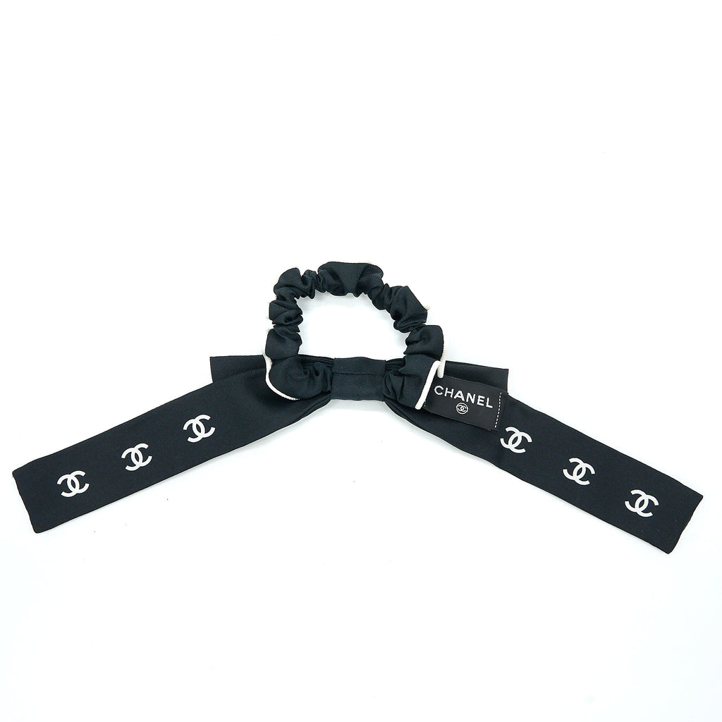chanel-23p-hair-tie-letter-cc-logo-fabric-black-white