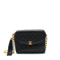 chanel-vintage-camera-bag-lambskin-black-ghw