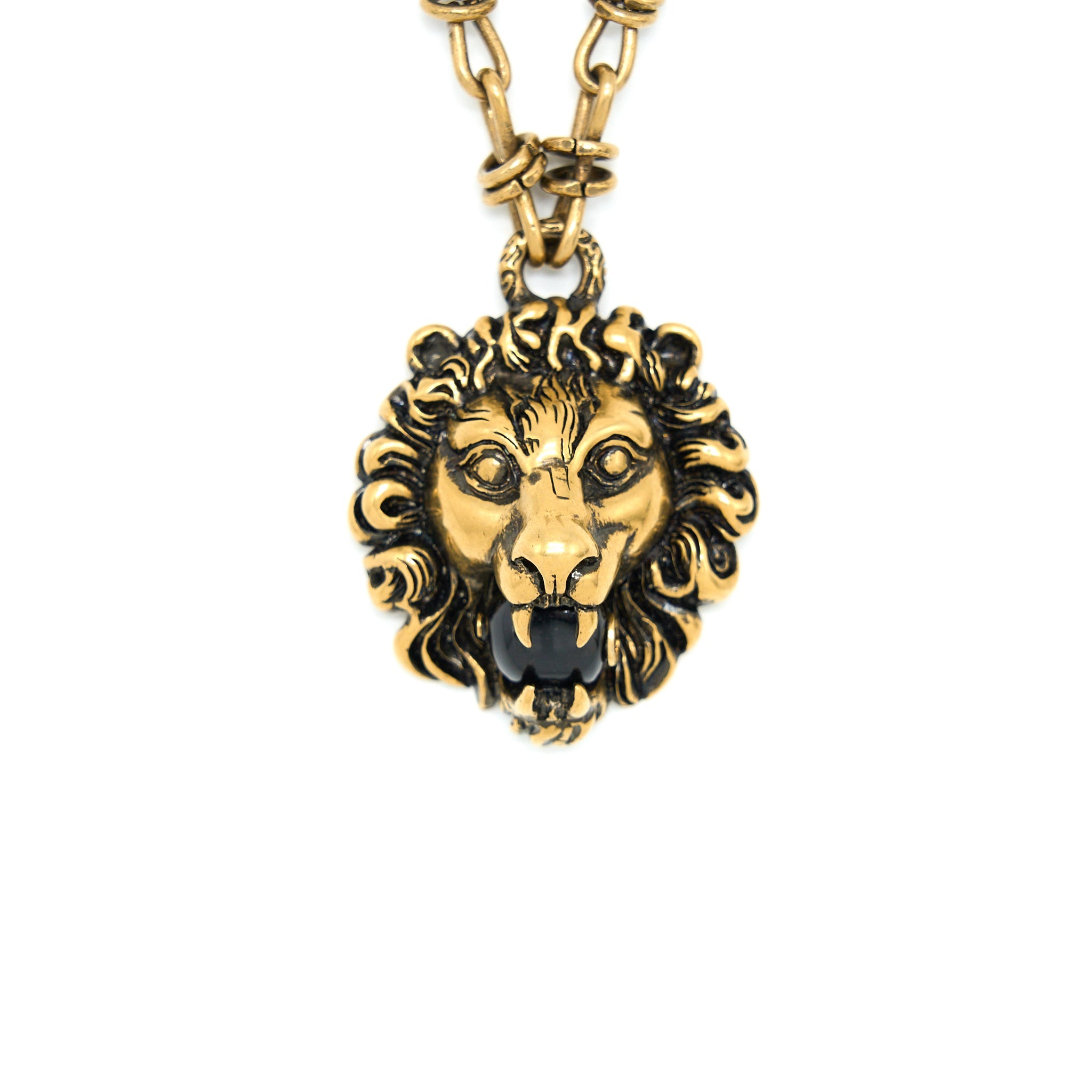 gucci-lion-long-necklace-large-version