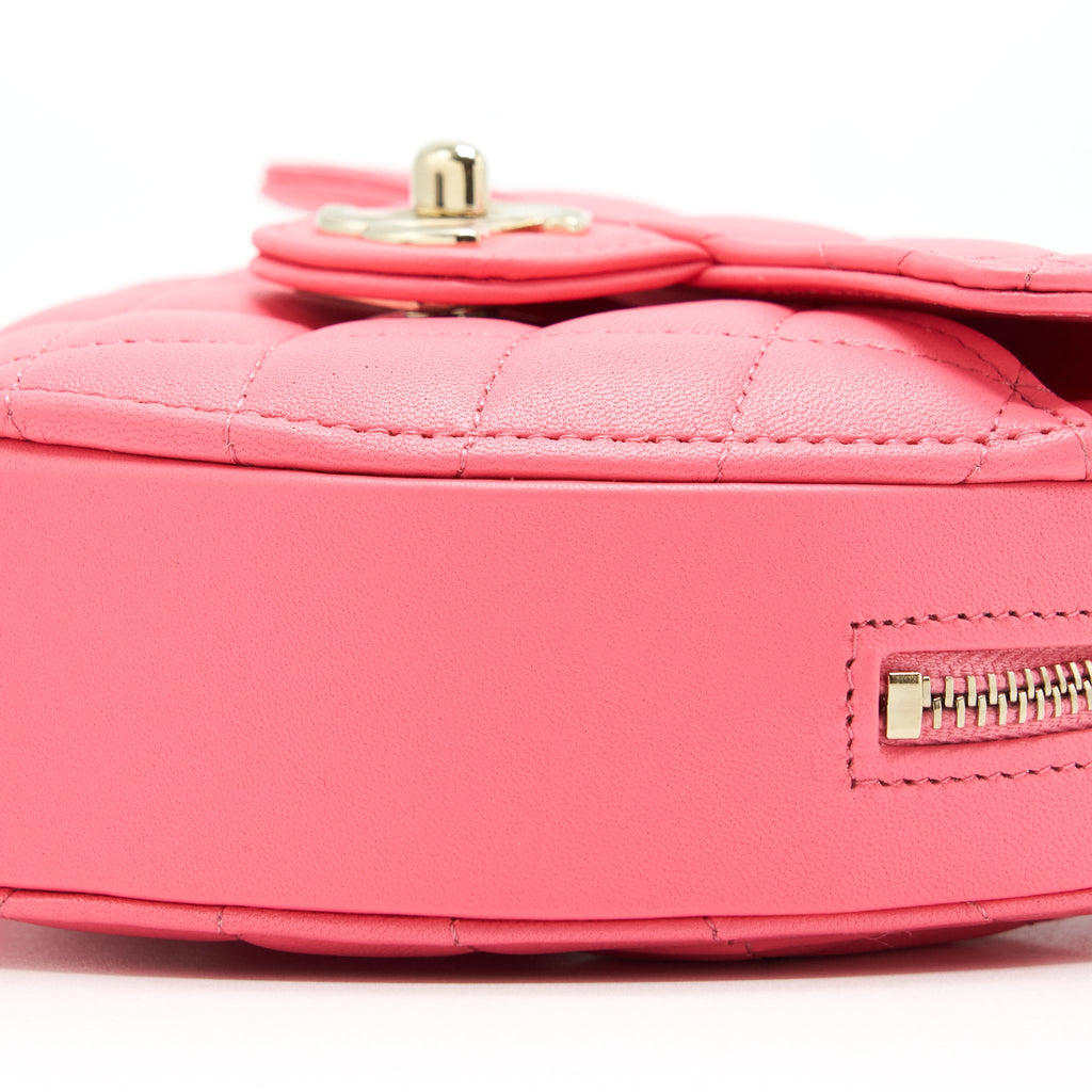 chanel-22s-small-heart-bag-lambskin-pink-lghw