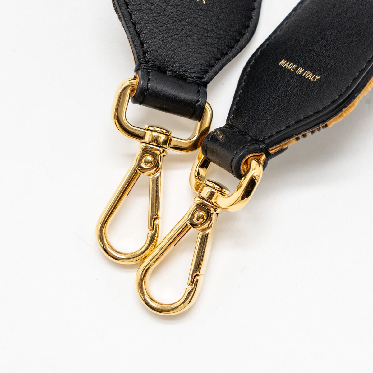 fendi-strap-you-textured-effect-leather-shoulder-strap-brown-ghw-1