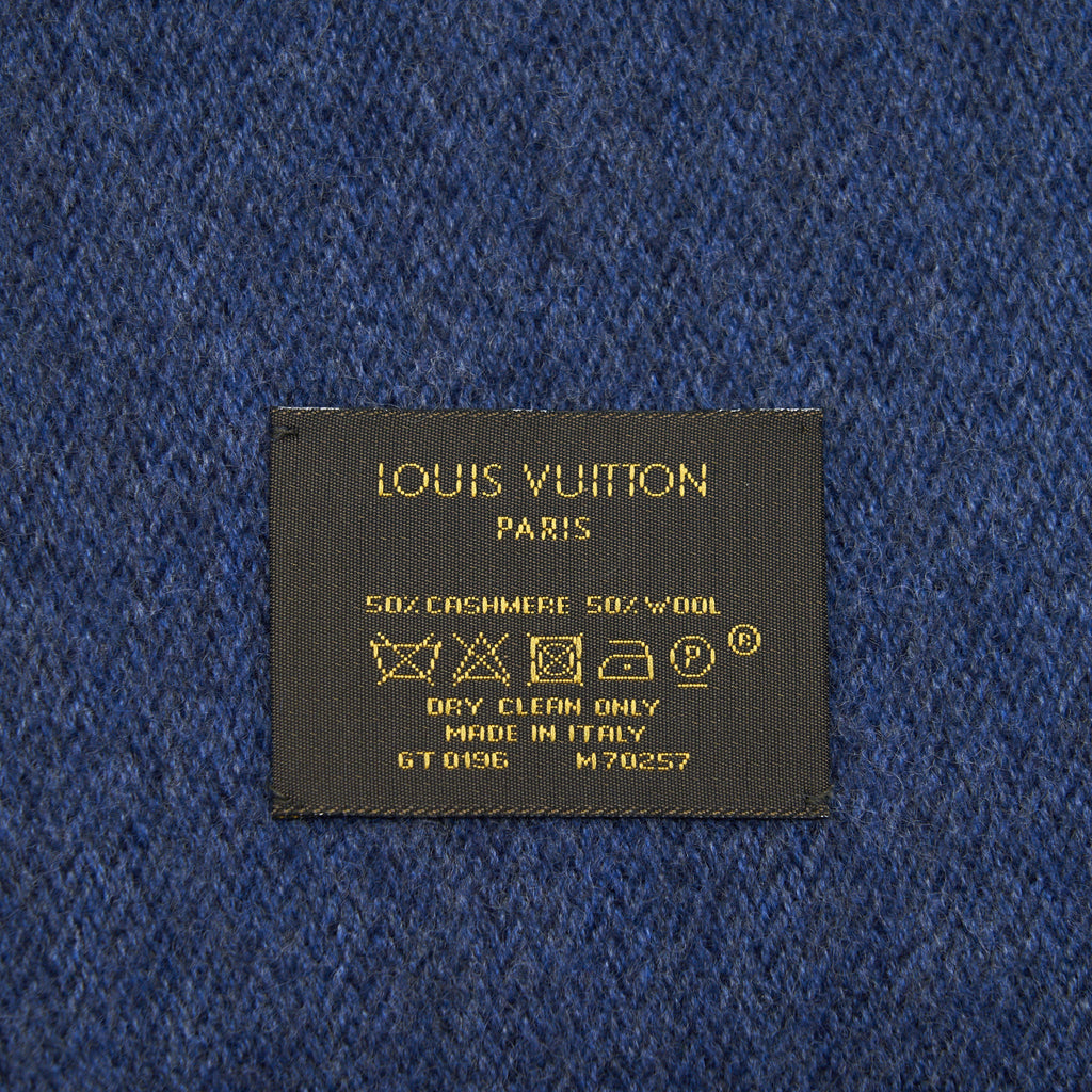 louis-vuitton-monogram-gradient-scarf-navy-blue