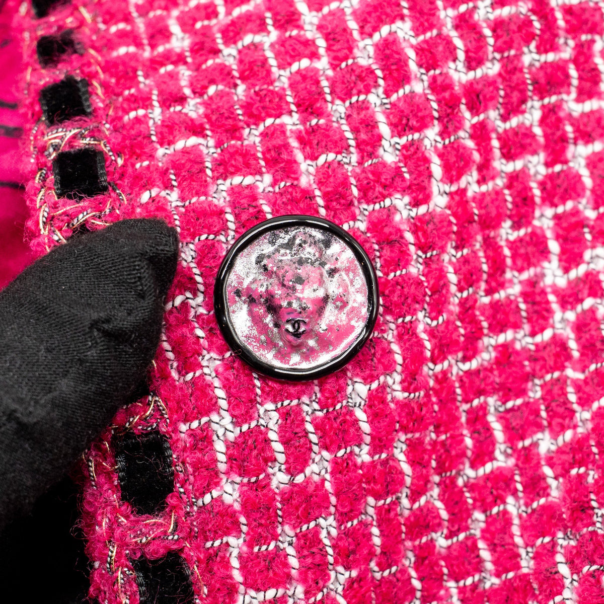 chanel-size-34-tweed-jacket-pink-white-black
