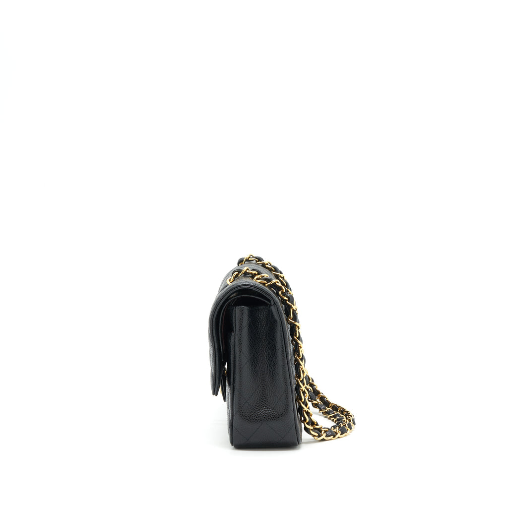 chanel-medium-classic-flap-bag-caviar-black-ghw