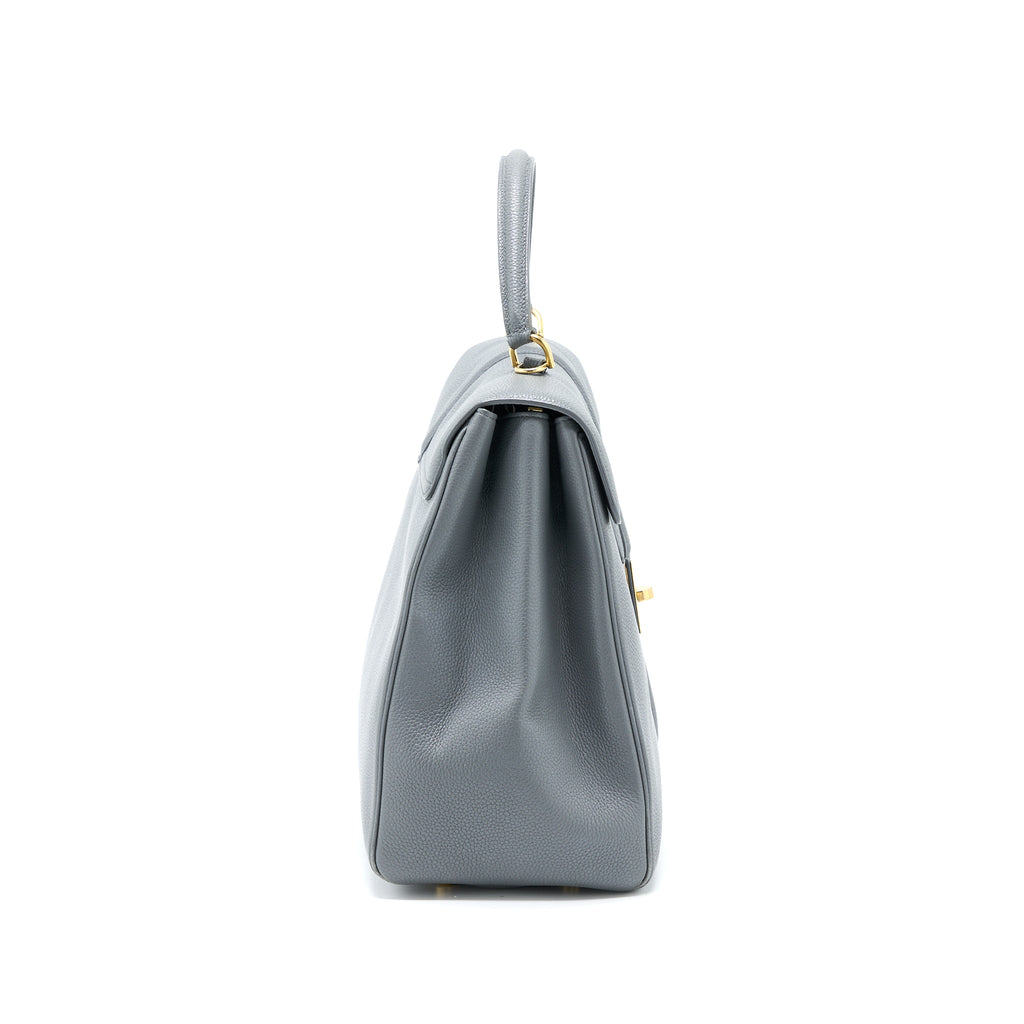 celine-16-bag-grained-calfskin-grey-ghw