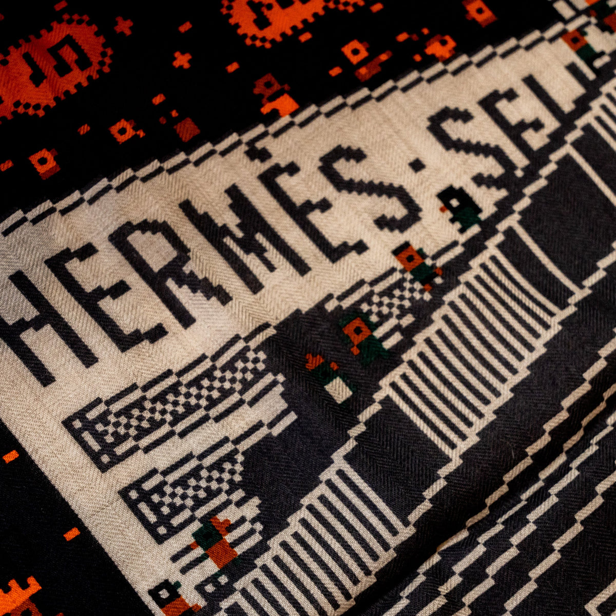 hermes-100cm-cachemire-scarf-faubourg-party-naturel-taupe-orange