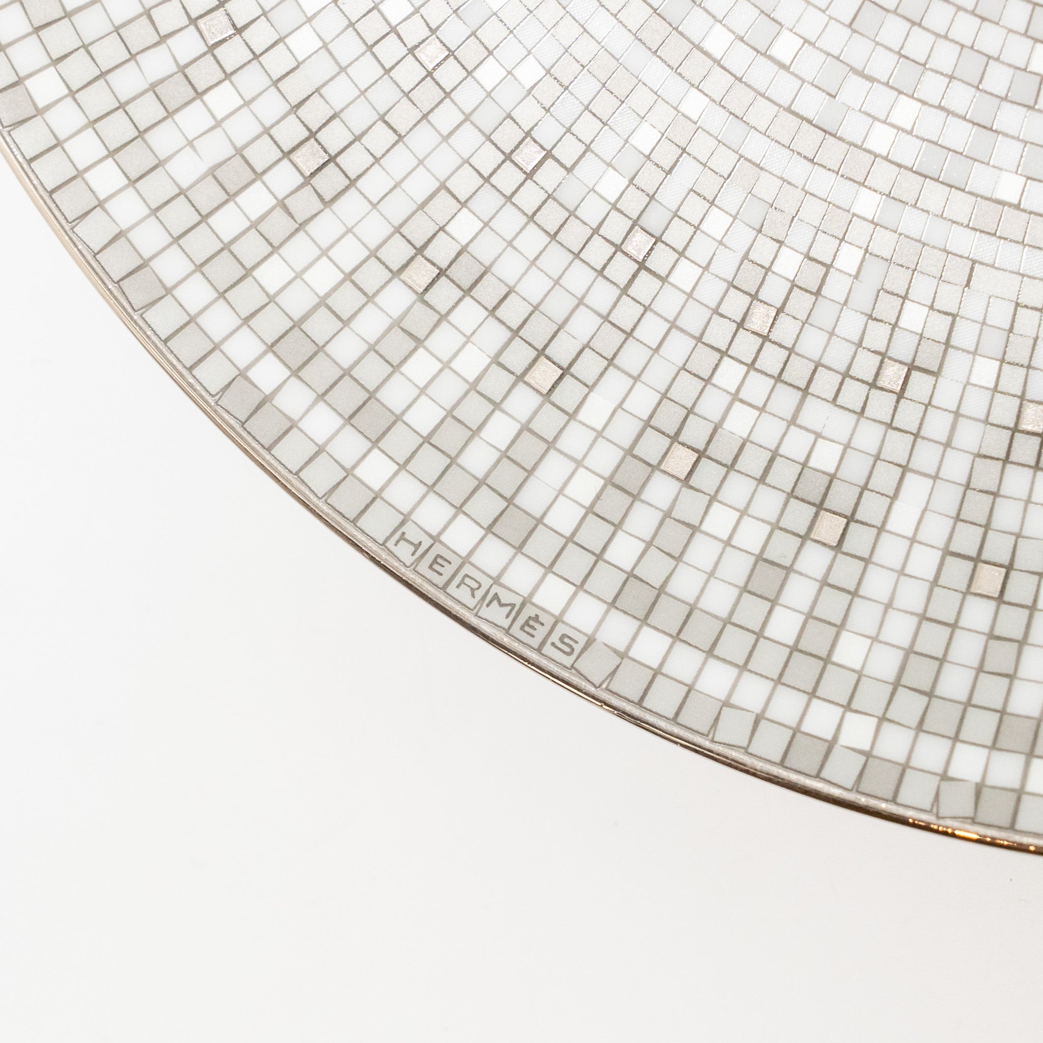 hermes-mosaique-au-24-platinum-dessert-plate-2-in-a-set-copy