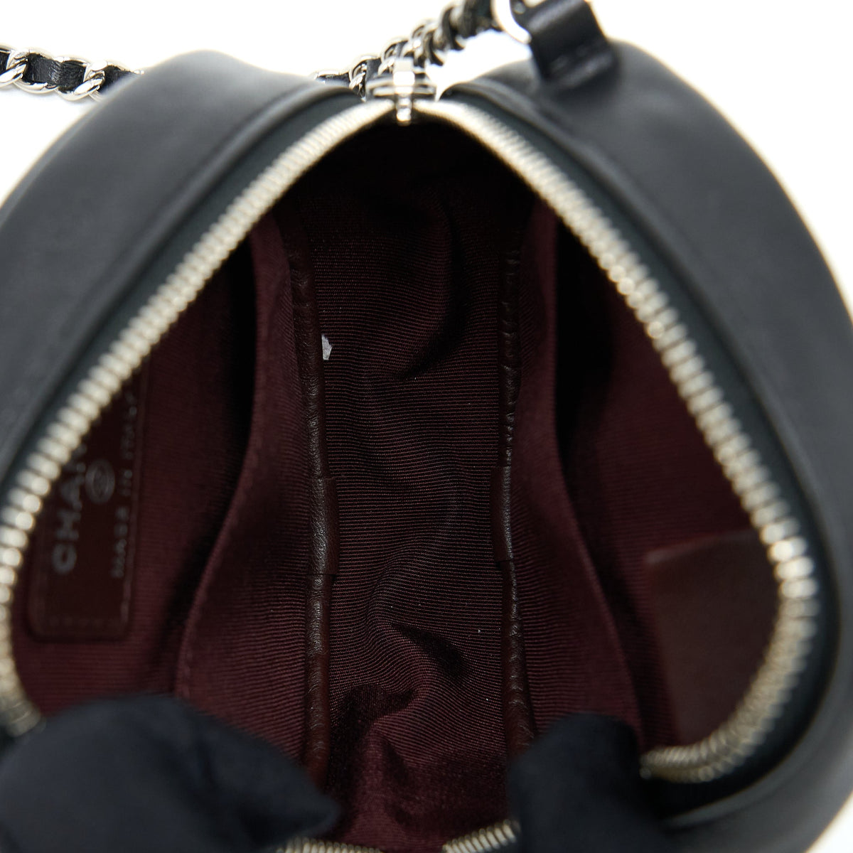 chanel-round-clutch-with-chain-lambskin-black-shw